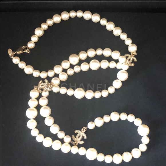 CHANEL pearl necklace - Picture 3 of 8